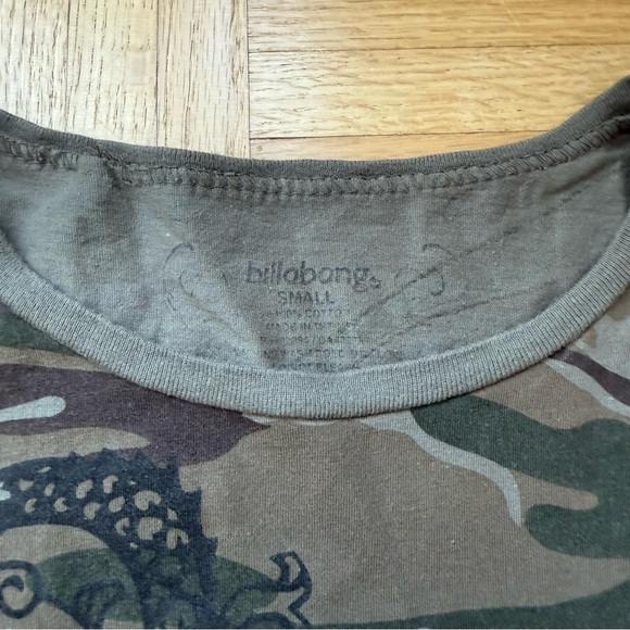 Billabong | women's small y2k camo print top with graphic - Picture 2 of 5